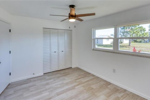 House in Clearwater, Florida 2 bedrooms, 76.37 sq.m. № 2290558 - photo 17