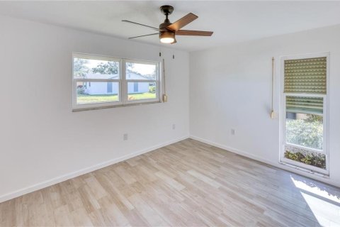 House in Clearwater, Florida 2 bedrooms, 76.37 sq.m. № 2290558 - photo 16