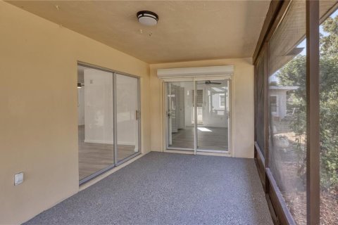 House in Clearwater, Florida 2 bedrooms, 76.37 sq.m. № 2290558 - photo 26