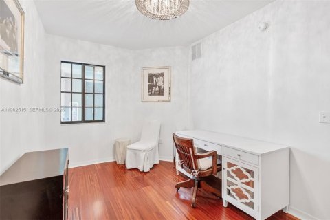 Condo in Palm Beach Gardens, Florida, 3 bedrooms № 2030951 - photo 18