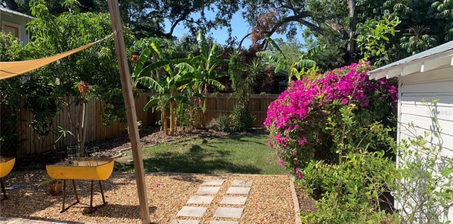 Casa en Tampa, Florida 2 dormitorios, 86.96 m2 № 1903411