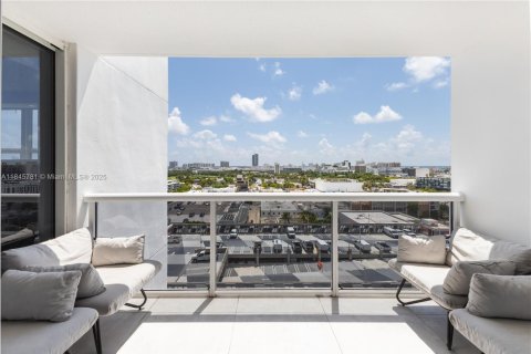 Condominio en venta en Miami Beach, Florida, 2 dormitorios, 105.91 m2 № 1854903 - foto 23
