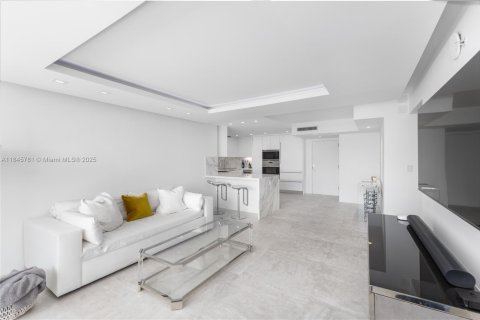 Condominio en venta en Miami Beach, Florida, 2 dormitorios, 105.91 m2 № 1854903 - foto 19