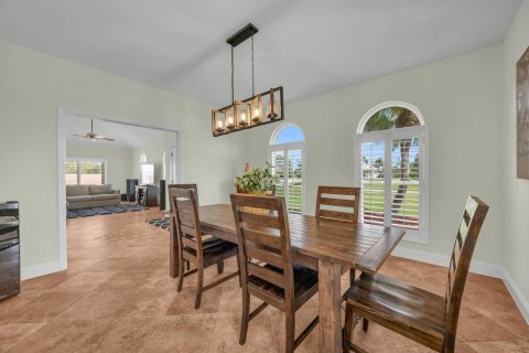 Casa en venta en Palm City, Florida, 4 dormitorios, 354.61 m2 № 2078297 - foto 12