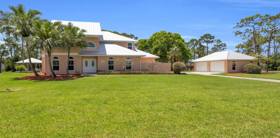 Casa en Palm City, Florida 4 dormitorios, 354.61 m2 № 2078297