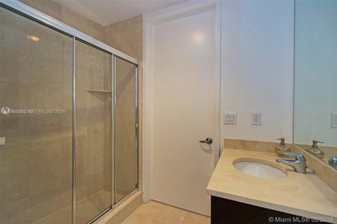 Condominio en alquiler en Sunny Isles Beach, Florida, 2 dormitorios, 116.13 m2 № 2009526 - foto 11