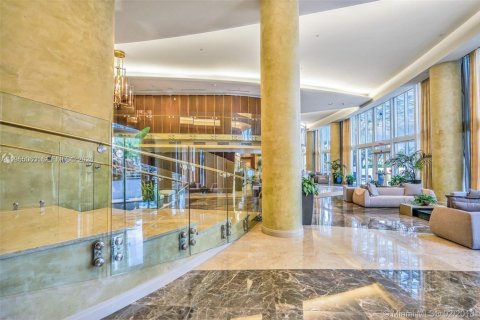 Condominio en alquiler en Sunny Isles Beach, Florida, 2 dormitorios, 116.13 m2 № 2009526 - foto 3