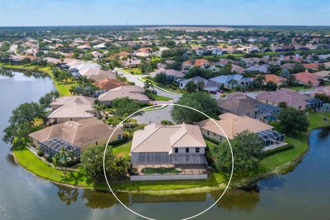 Casa en venta en Sarasota, Florida, 4 dormitorios, 306.95 m2 № 1685347 - foto 2