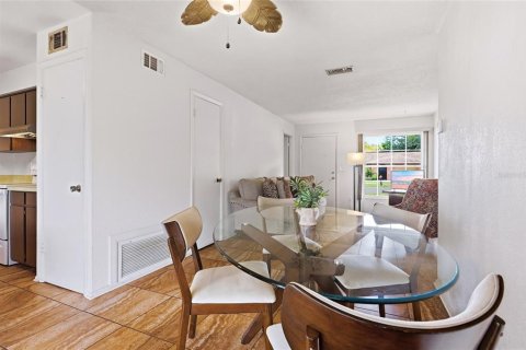 Villa ou maison à vendre à Casselberry, Floride: 3 chambres, 92.9 m2 № 2402733 - photo 13