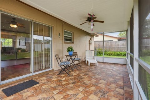 Villa ou maison à vendre à Casselberry, Floride: 3 chambres, 92.9 m2 № 2402733 - photo 29