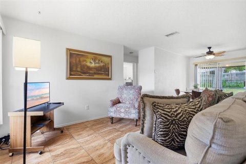 Villa ou maison à vendre à Casselberry, Floride: 3 chambres, 92.9 m2 № 2402733 - photo 6