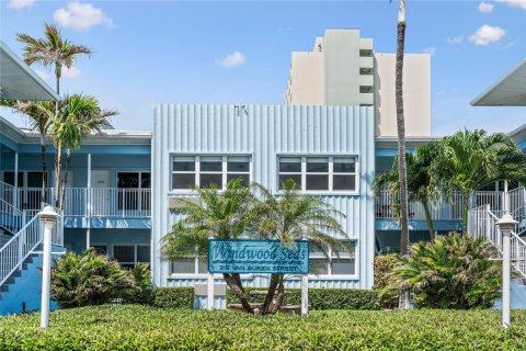 Condominio en venta en Hollywood, Florida, 1 dormitorio, 65.03 m2 № 2182068 - foto 3