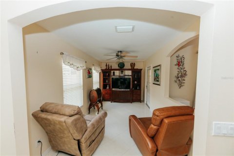 House in Riverview, Florida 3 bedrooms, 153.1 sq.m. № 1787877 - photo 24