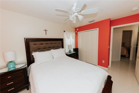 House in Riverview, Florida 3 bedrooms, 153.1 sq.m. № 1787877 - photo 2