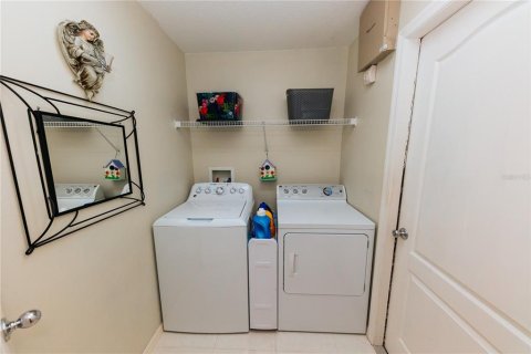House in Riverview, Florida 3 bedrooms, 153.1 sq.m. № 1787877 - photo 7