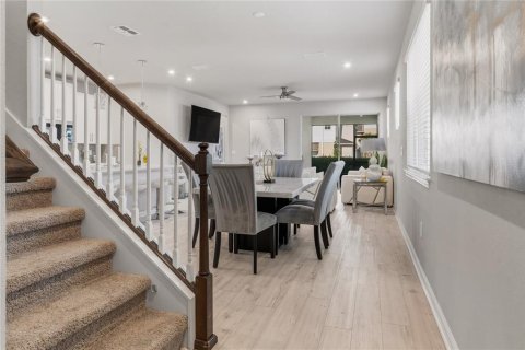 Touwnhouse à louer à Lutz, Floride: 4 chambres, 240.25 m2 № 2421842 - photo 5
