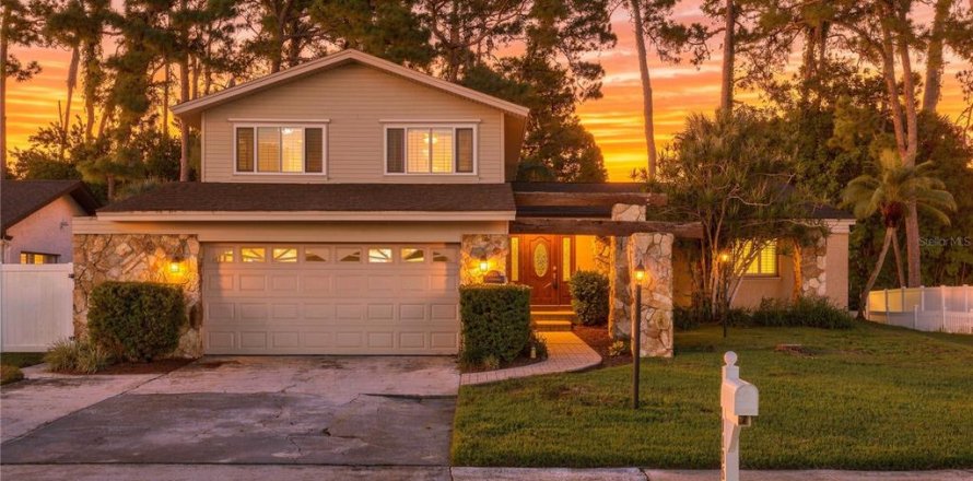 Casa en Clearwater, Florida 4 dormitorios, 209.87 m2 № 2416343