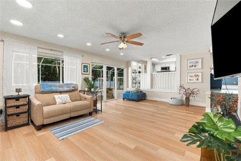 Casa en venta en Clearwater, Florida, 4 dormitorios, 209.87 m2 № 2416343 - foto 20