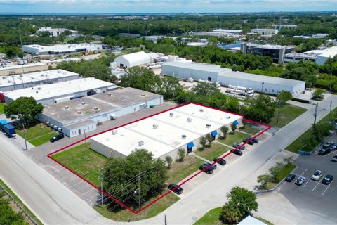 Commercial property in Clearwater, Florida 1858.05 sq.m. № 2231722