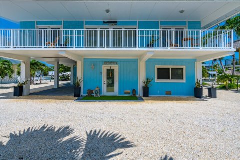 Casa en venta en Islamorada, Village of Islands, Florida, 3 dormitorios, 165.92 m2 № 2081231 - foto 10