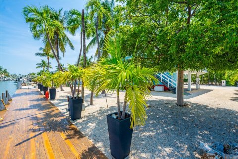 Casa en venta en Islamorada, Village of Islands, Florida, 3 dormitorios, 165.92 m2 № 2081231 - foto 23
