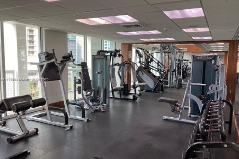 Снять в аренду кондоминиум в Майами, Флорида 1 спальня, 98.1м2, № 1972586 - фото 12