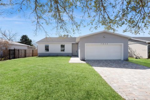 House in Orlando, Florida 4 bedrooms, 138.52 sq.m. № 2217672