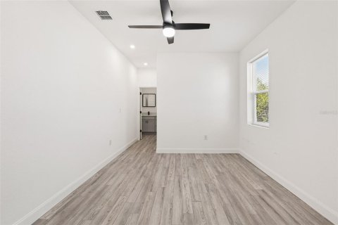 Casa en venta en Orlando, Florida, 4 dormitorios, 138.52 m2 № 2217672 - foto 7