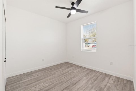Casa en venta en Orlando, Florida, 4 dormitorios, 138.52 m2 № 2217672 - foto 12