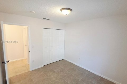 House in Sunrise, Florida 4 bedrooms, 128.39 sq.m. № 2262505 - photo 21