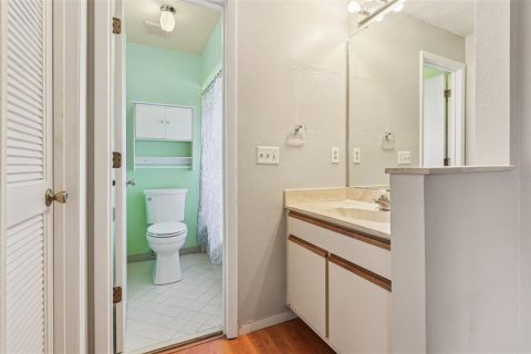 Condo in Orlando, Florida, 2 bedrooms  № 1787439 - photo 27
