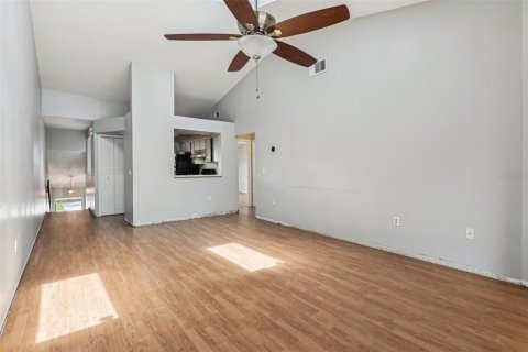 Condo in Orlando, Florida, 2 bedrooms  № 1787439 - photo 8
