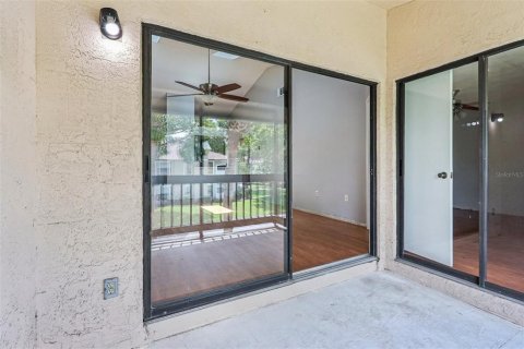 Condo in Orlando, Florida, 2 bedrooms  № 1787439 - photo 30