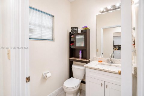 Adosado en venta en Miami, Florida, 3 dormitorios, 129.32 m2 № 2434221 - foto 12