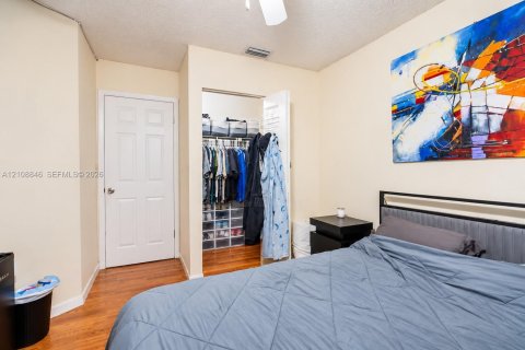 Adosado en venta en Miami, Florida, 3 dormitorios, 129.32 m2 № 2434221 - foto 11