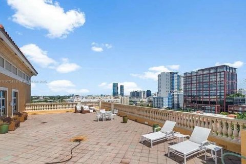 Condo in West Palm Beach, Florida, 2 bedrooms  № 2053436 - photo 21