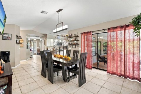 Villa ou maison à vendre à Port Charlotte, Floride: 3 chambres, 184.13 m2 № 2428629 - photo 15