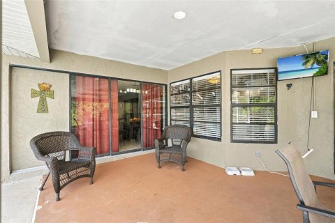 Villa ou maison à vendre à Port Charlotte, Floride: 3 chambres, 184.13 m2 № 2428629 - photo 30