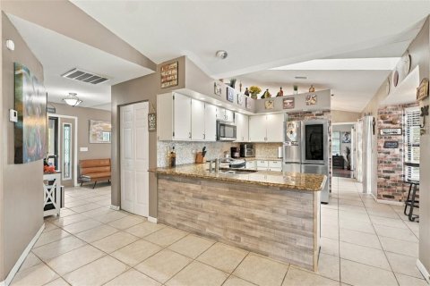 Villa ou maison à vendre à Port Charlotte, Floride: 3 chambres, 184.13 m2 № 2428629 - photo 2