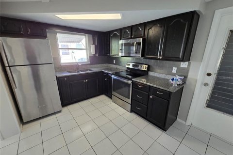 Casa en alquiler en Holiday, Florida, 2 dormitorios, 89 m2 № 1840064 - foto 7