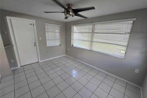 Casa en alquiler en Holiday, Florida, 2 dormitorios, 89 m2 № 1840064 - foto 11