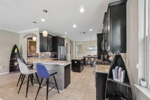 Villa ou maison à vendre à Sarasota, Floride: 4 chambres, 216.37 m2 № 2308106 - photo 9