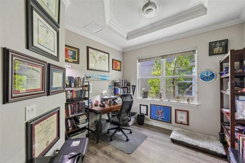 Villa ou maison à vendre à Sarasota, Floride: 4 chambres, 216.37 m2 № 2308106 - photo 23