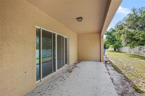 Townhouse in Gibsonton, Florida 3 bedrooms, 137.31 sq.m. № 2095198 - photo 27