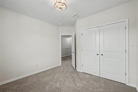 Townhouse in Gibsonton, Florida 3 bedrooms, 137.31 sq.m. № 2095198 - photo 15