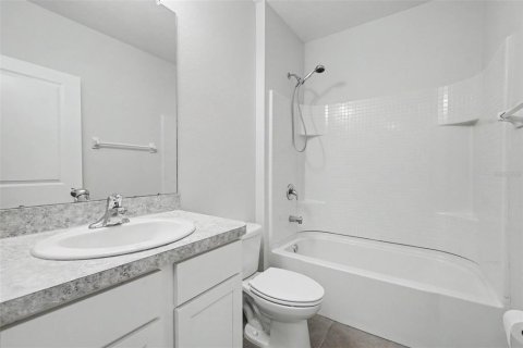 Townhouse in Gibsonton, Florida 3 bedrooms, 137.31 sq.m. № 2095198 - photo 22