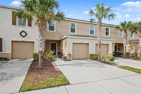 Townhouse in Gibsonton, Florida 3 bedrooms, 137.31 sq.m. № 2095198 - photo 2