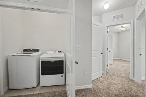 Townhouse in Gibsonton, Florida 3 bedrooms, 137.31 sq.m. № 2095198 - photo 24