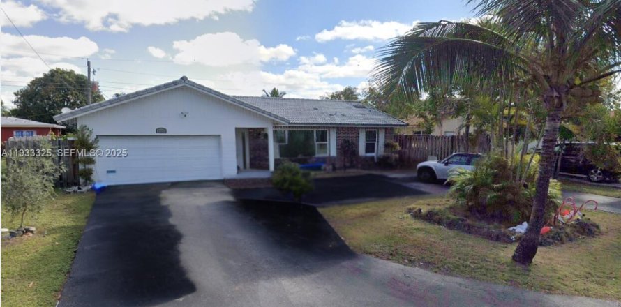 Дом в Корал-Спрингс, Флорида 1 комната, 153.57м2 № 1991203