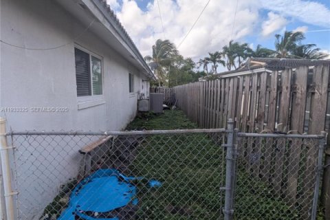 Купить виллу или дом в Корал-Спрингс, Флорида 1 комната, 153.57м2, № 1991203 - фото 11